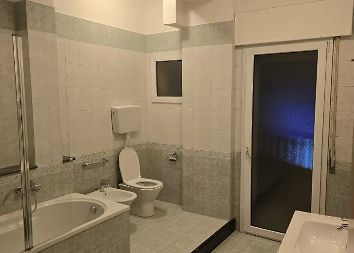 Konukevi Mmm Train Station 3 *