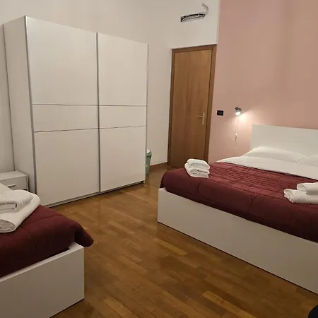 Mmm Train Station 3 Maison d'hôtes Mestre