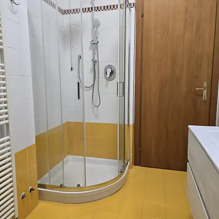 Gæstehus Mmm Train Station 3