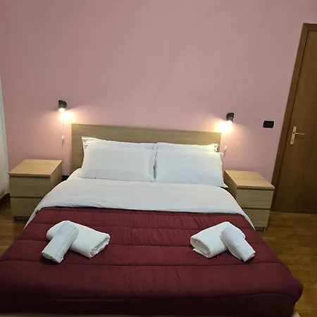 Mmm Train Station 3 *