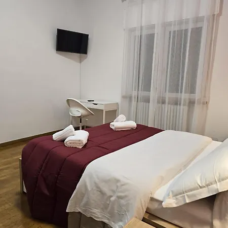 Maison d'hôtes Mmm Train Station 3