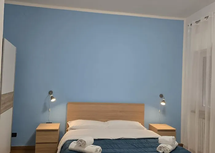 Mmm Train Station 3 *