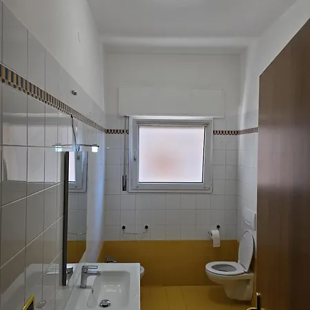 Mmm Train Station 3 Pensión