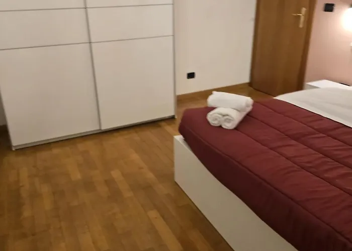 Mmm Train Station 3 *